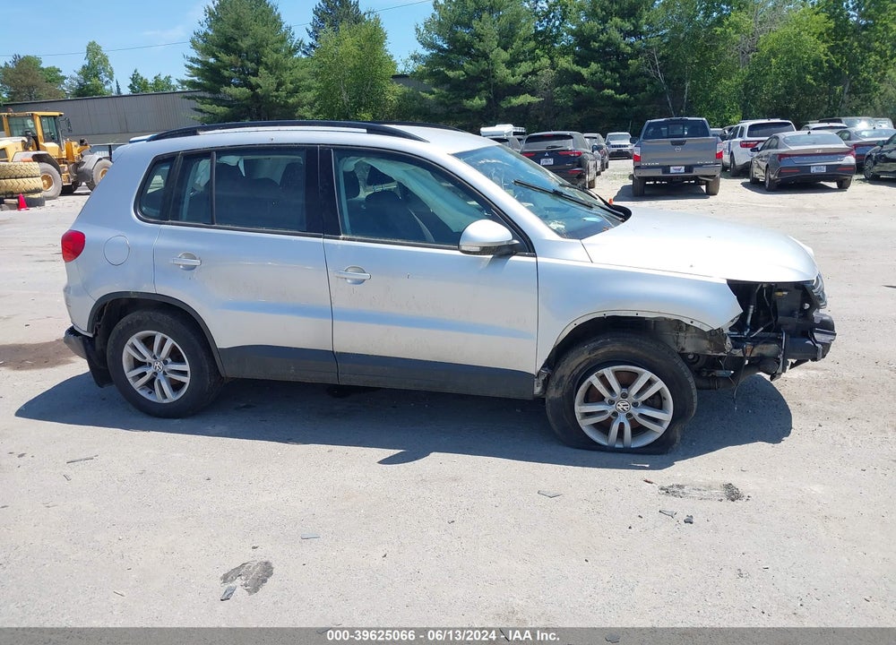 2015 VOLKSWAGEN TIGUAN S VIN: WVGBV7AX7FW501144