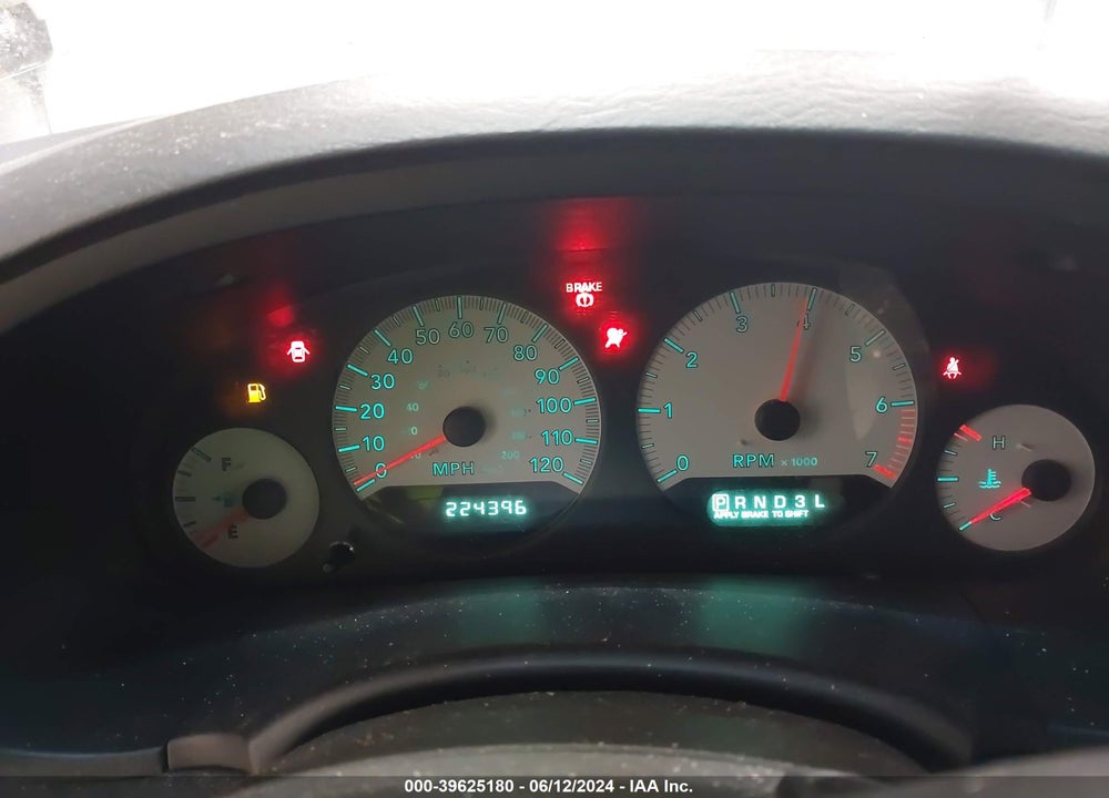 2006 DODGE GRAND CARAVAN SXT VIN: 2D4GP44L66R904426