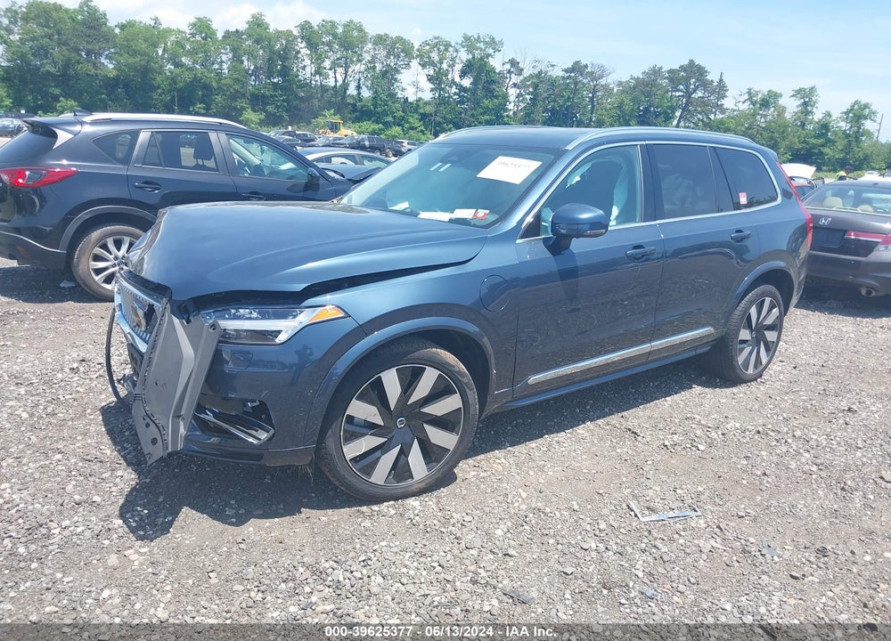 2024 VOLVO XC90 RECHARGE PLUG-IN HYBRID T8 ULTIMATE 6-SEATER VIN: YV4H60LF5R1161921