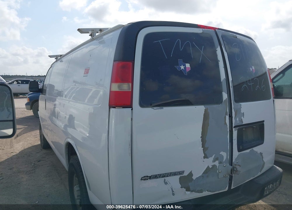 2008 CHEVROLET EXPRESS WORK VAN VIN: 1GCGG25C981142426