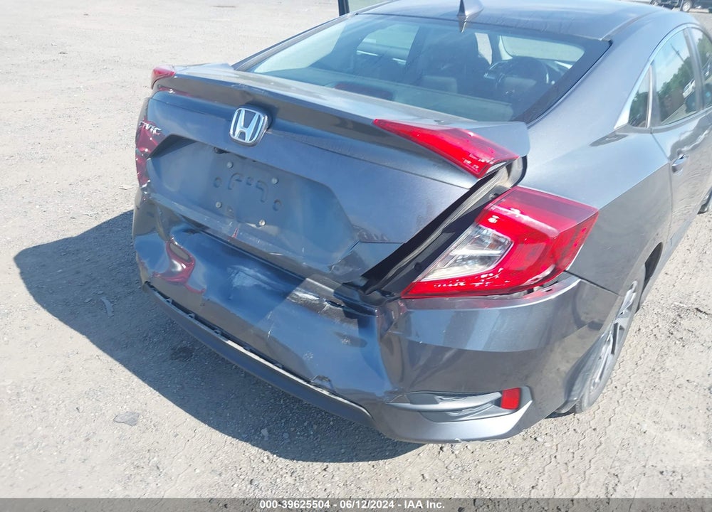 2018 HONDA CIVIC EX VIN: 2HGFC2F72JH590010