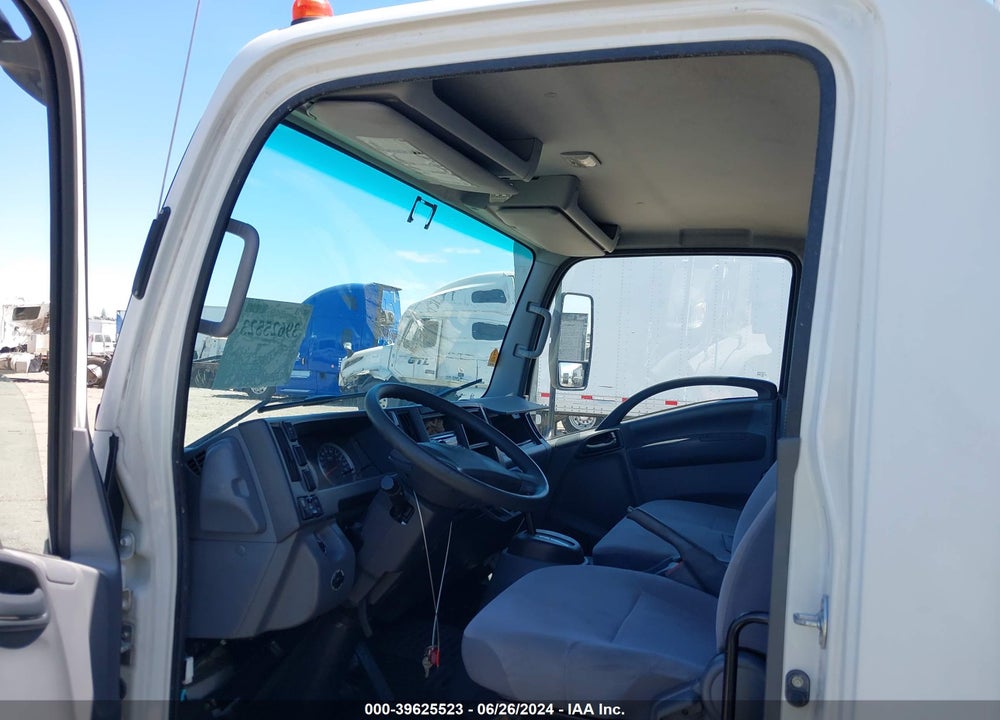 2018 ISUZU NPR HD VIN: JALC4W166J7009140