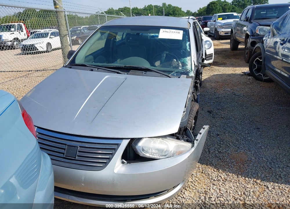 2005 SATURN ION 2 VIN: 1G8AJ52F05Z122015