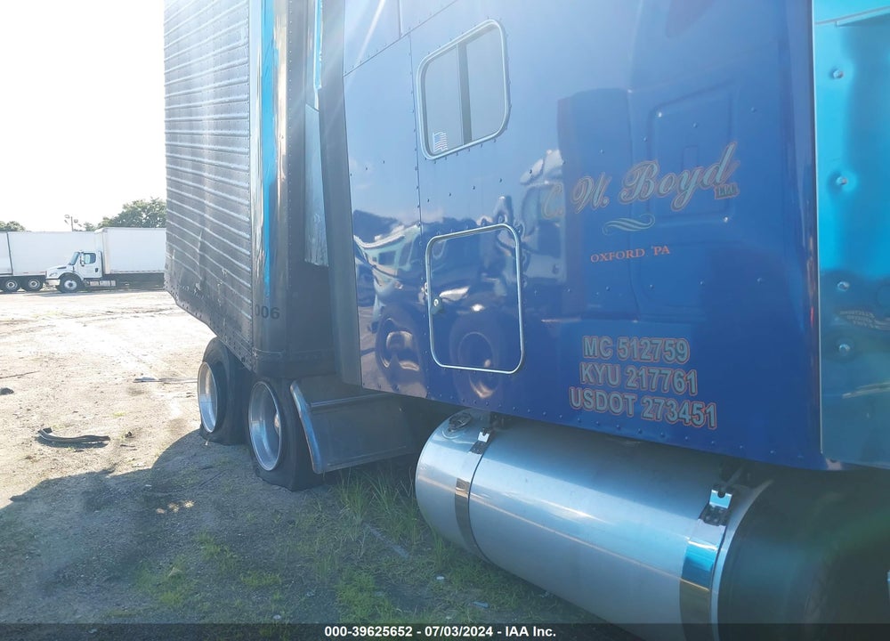 2015 PETERBILT 579 VIN: 1XPBDP9X0FD277852
