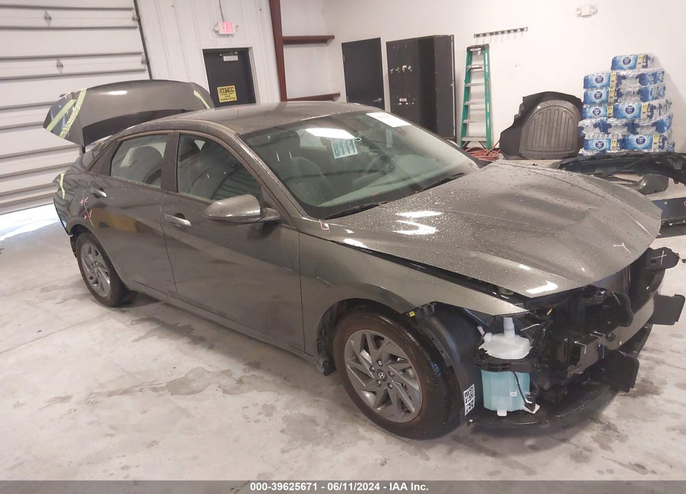 2024 HYUNDAI ELANTRA SEL VIN: KMHLM4DG7RU751050