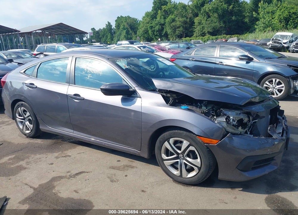 2018 HONDA CIVIC LX VIN: 2HGFC2F56JH525983