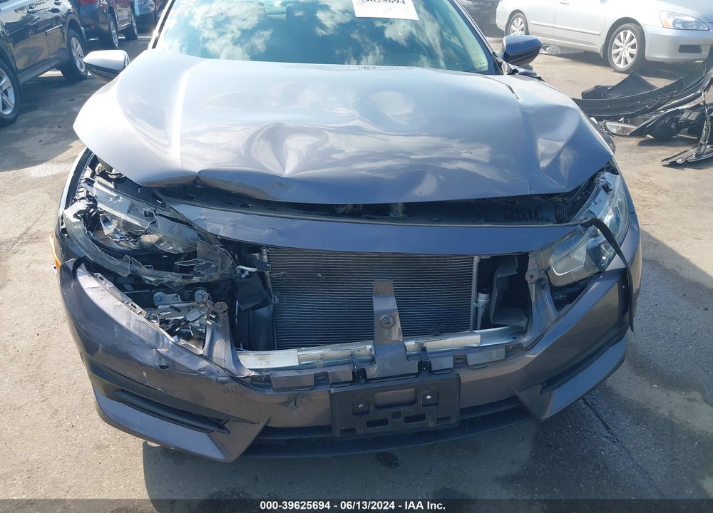 2018 HONDA CIVIC LX VIN: 2HGFC2F56JH525983