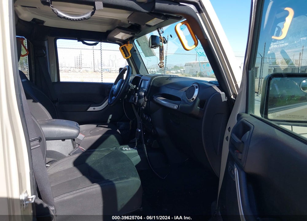 2017 JEEP WRANGLER UNLIMITED RUBICON 4X4 VIN: 1C4BJWFG5HL609639