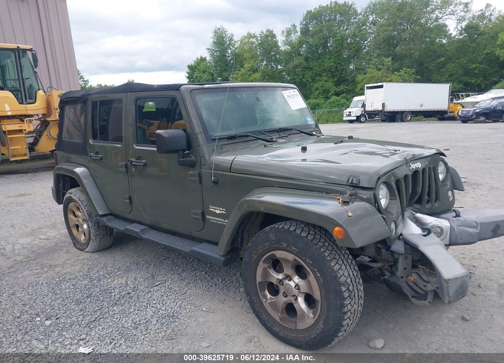 2015 JEEP WRANGLER UNLIMITED SAHARA VIN: 1C4BJWEGXFL764928