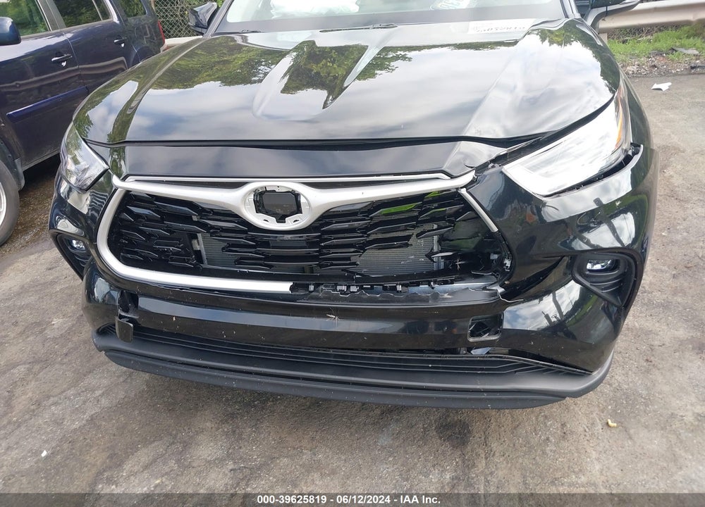 2024 TOYOTA HIGHLANDER XLE VIN: 5TDKDRBH1RS553335