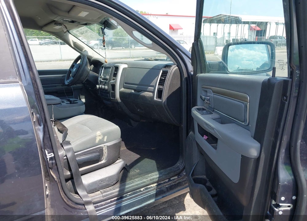 2020 RAM 1500 CLASSIC SLT 4X4 6'4 BOX VIN: 1C6RR7TT9LS111643