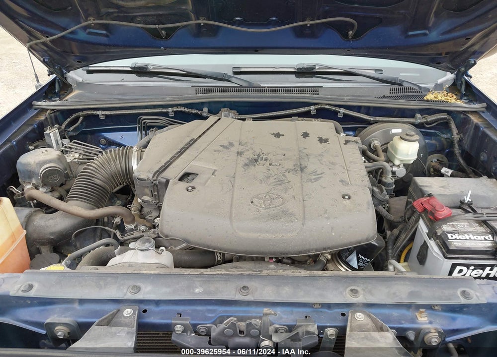 2015 TOYOTA TACOMA PRERUNNER V6 VIN: 3TMJU4GN0FM182189