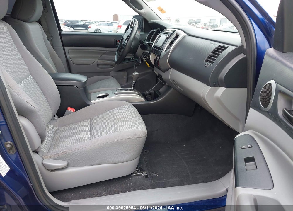 2015 TOYOTA TACOMA PRERUNNER V6 VIN: 3TMJU4GN0FM182189
