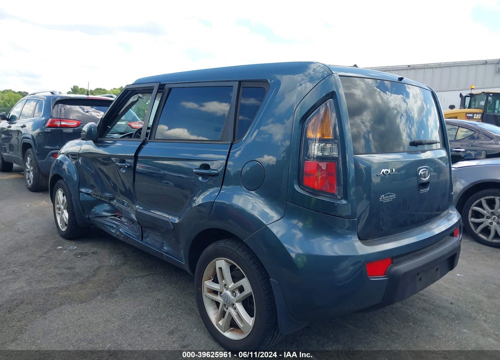 2011 KIA SOUL VIN: KNDJT2A24B7215267