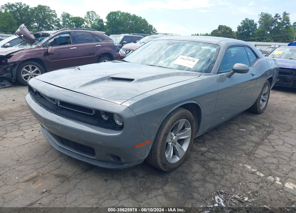 2018 DODGE CHALLENGER SXT VIN: 2C3CDZAG8JH242229