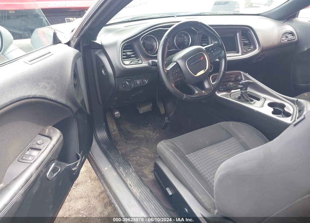 2018 DODGE CHALLENGER SXT VIN: 2C3CDZAG8JH242229
