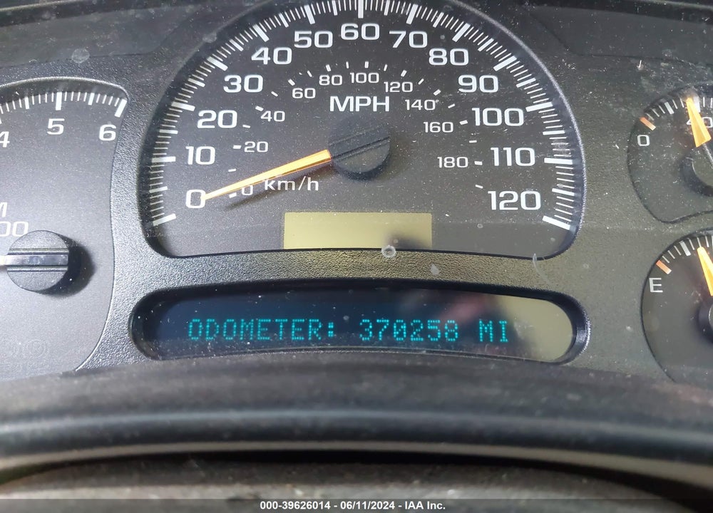 2005 CHEVROLET SILVERADO 1500 LS VIN: 2GCEC13T651353007