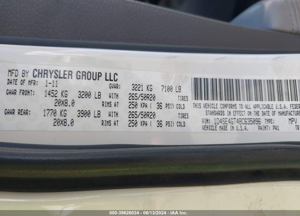 2011 DODGE DURANGO CREW VIN: 1D4SE4GT4BC635096