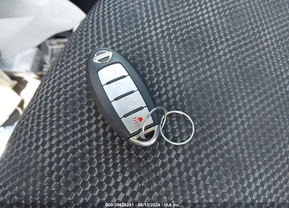 2017 NISSAN ROGUE SPORT SV VIN: JN1BJ1CP0HW008390