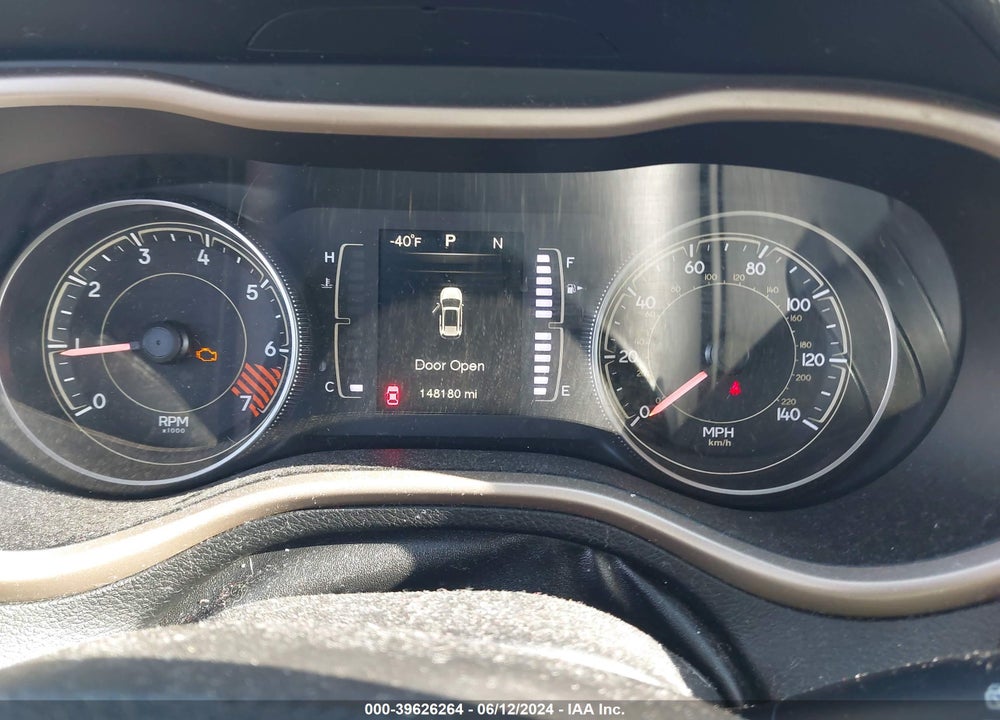 2014 JEEP CHEROKEE LATITUDE VIN: 1C4PJLCB6EW172418