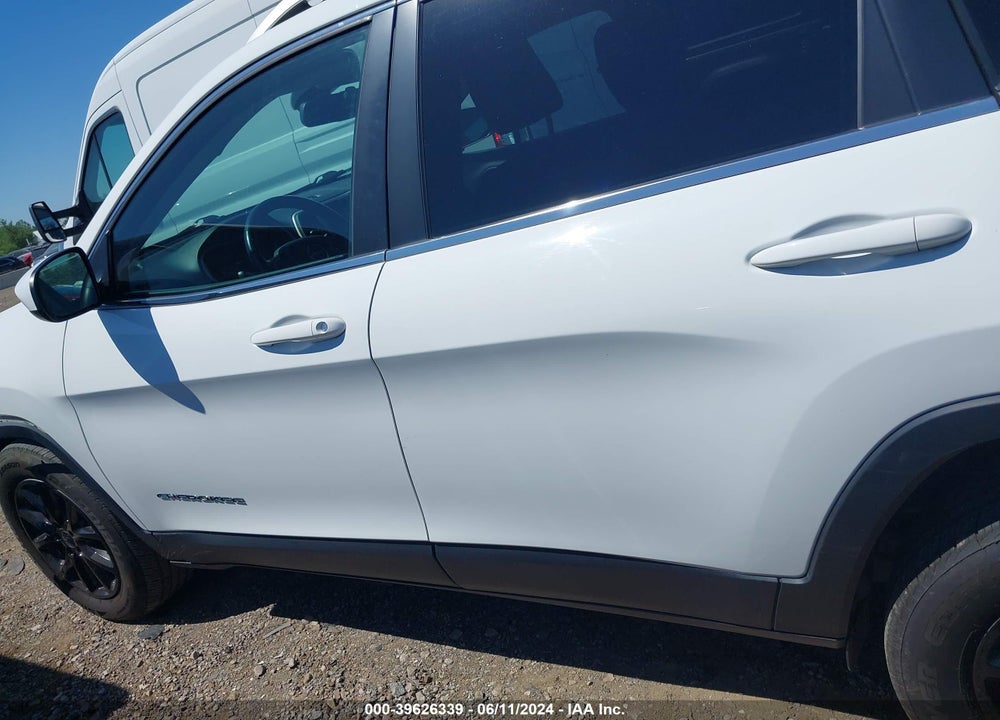 2015 JEEP CHEROKEE LATITUDE VIN: 1C4PJMCB0FW795153