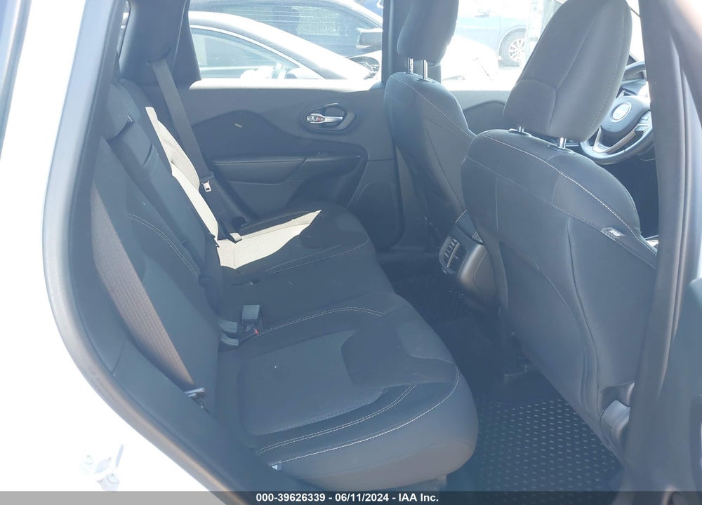 2015 JEEP CHEROKEE LATITUDE VIN: 1C4PJMCB0FW795153