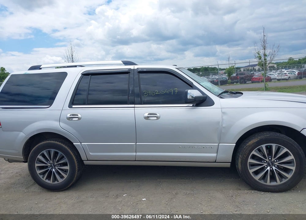 2015 LINCOLN NAVIGATOR VIN: 5LMJJ2HT4FEJ10923