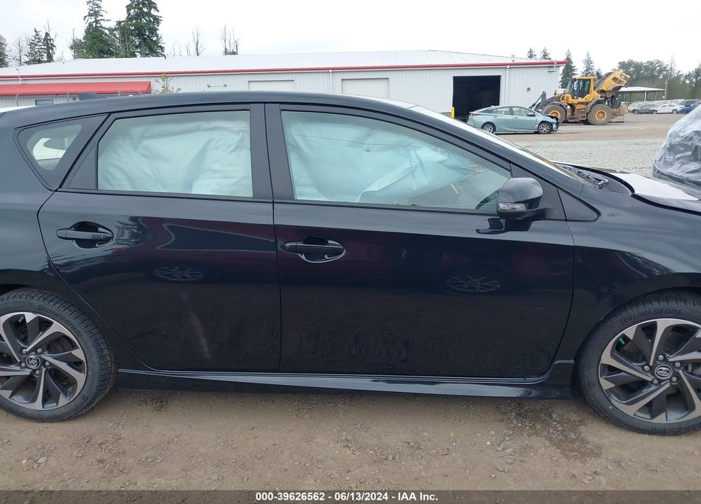 2018 TOYOTA COROLLA IM VIN: JTNKARJE2JJ566429