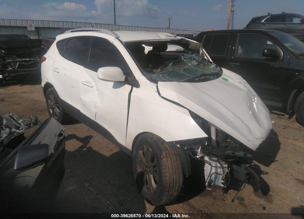 2015 HYUNDAI TUCSON SE VIN: KM8JU3AG6FU054079