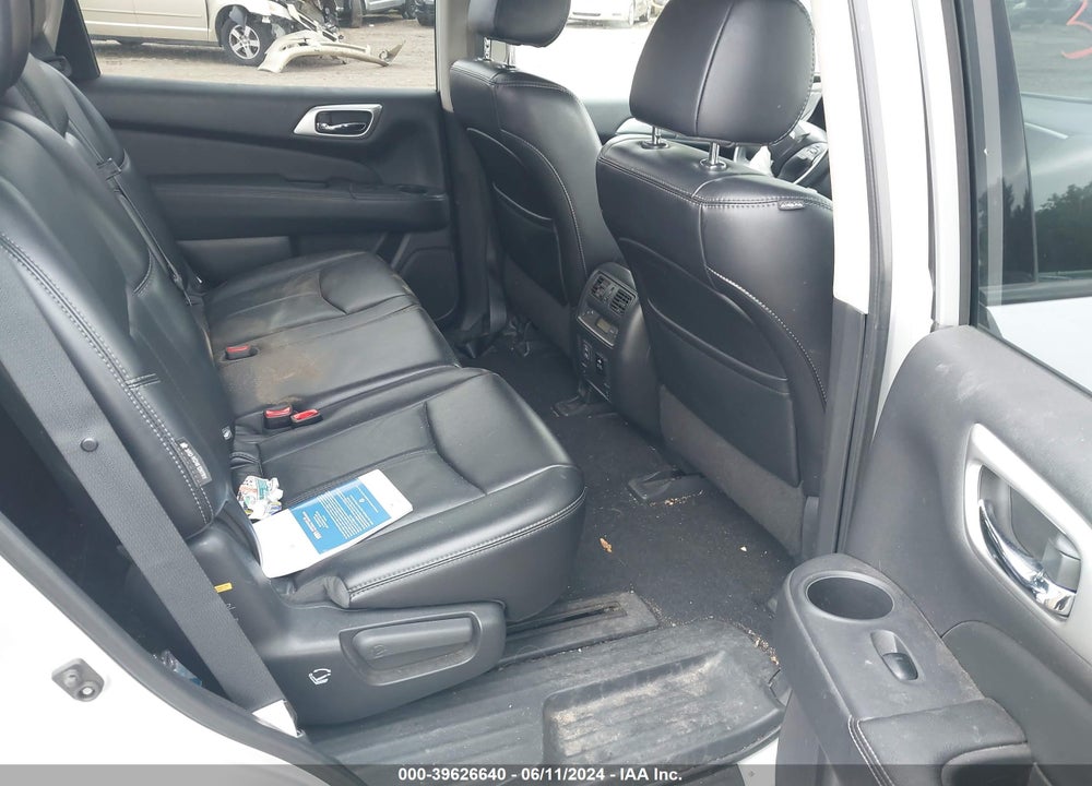 2018 NISSAN PATHFINDER SL VIN: 5N1DR2MM1JC610601