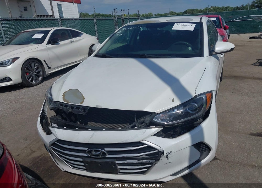 2018 HYUNDAI ELANTRA SEL VIN: 5NPD84LF1JH265886