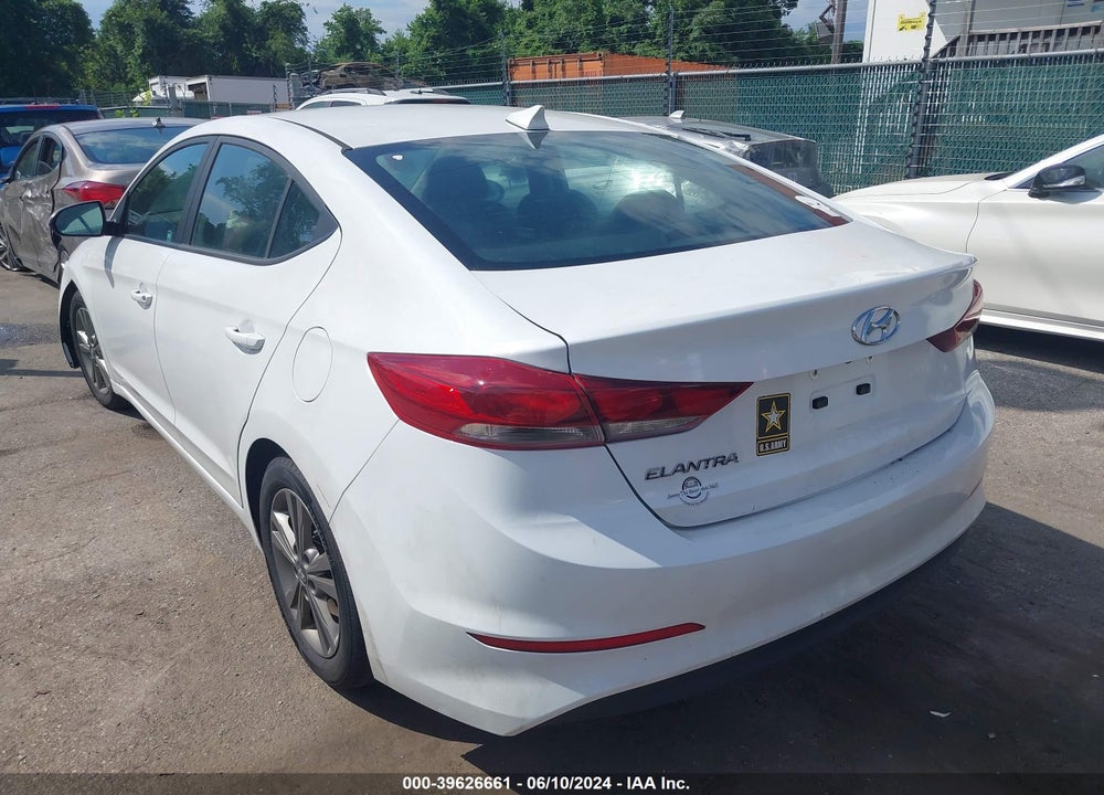 2018 HYUNDAI ELANTRA SEL VIN: 5NPD84LF1JH265886