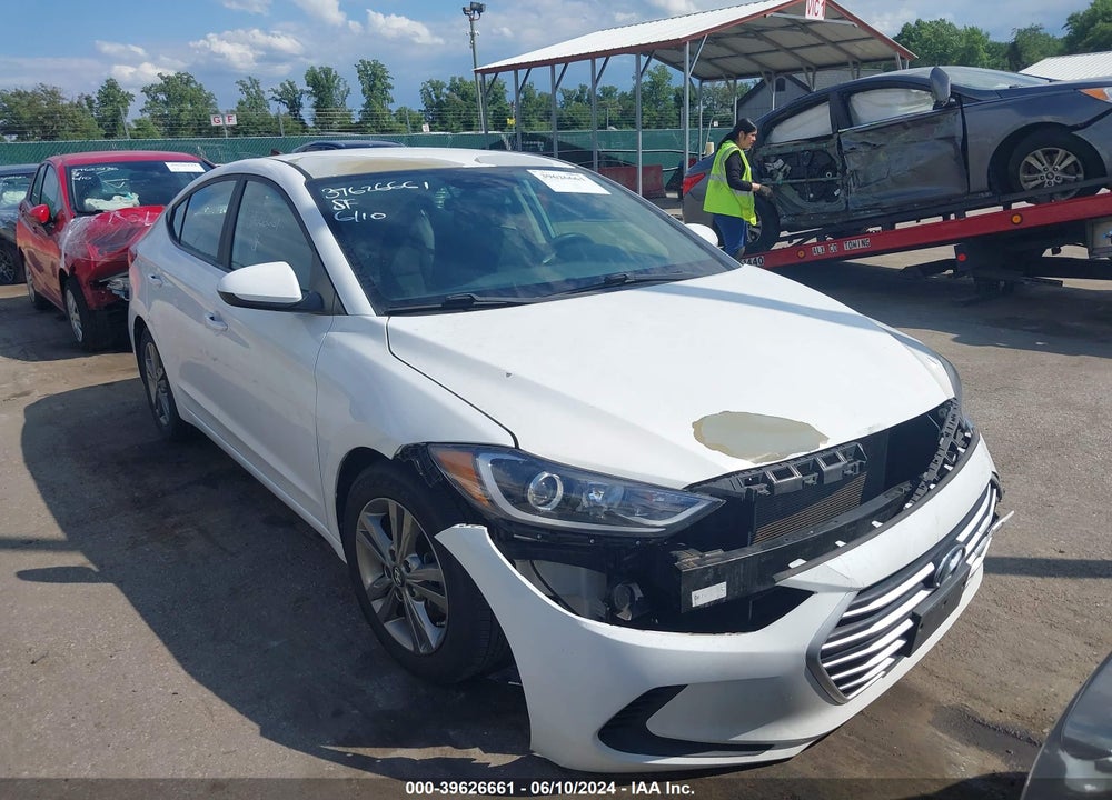 2018 HYUNDAI ELANTRA SEL VIN: 5NPD84LF1JH265886