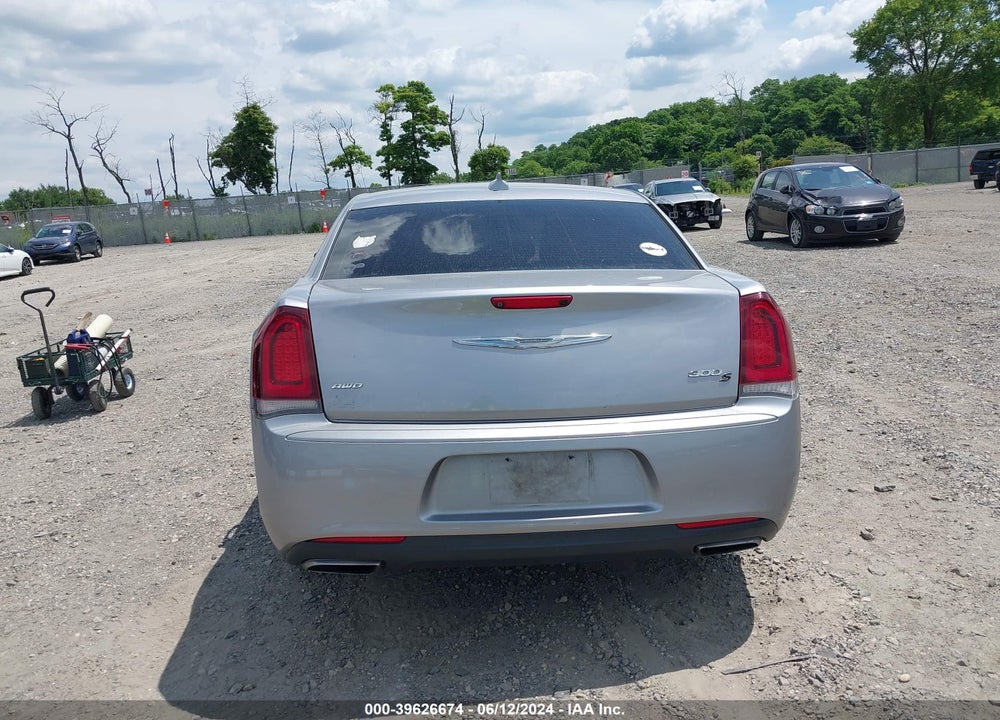 2015 CHRYSLER 300 VIN: 2C3CCAGG4FH787184