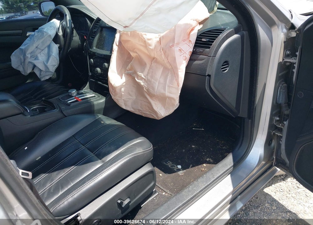 2015 CHRYSLER 300 VIN: 2C3CCAGG4FH787184