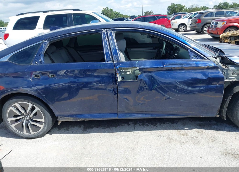 2018 HONDA ACCORD HYBRID VIN: 1HGCV3F14JA013752