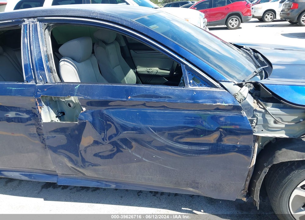 2018 HONDA ACCORD HYBRID VIN: 1HGCV3F14JA013752
