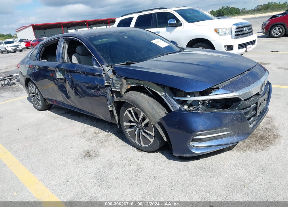 2018 HONDA ACCORD HYBRID VIN: 1HGCV3F14JA013752