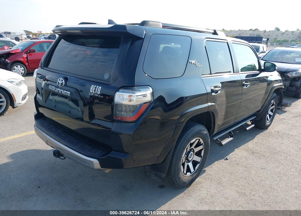 2021 TOYOTA 4RUNNER TRD OFF ROAD PREMIUM VIN: JTERU5JR8M5840523