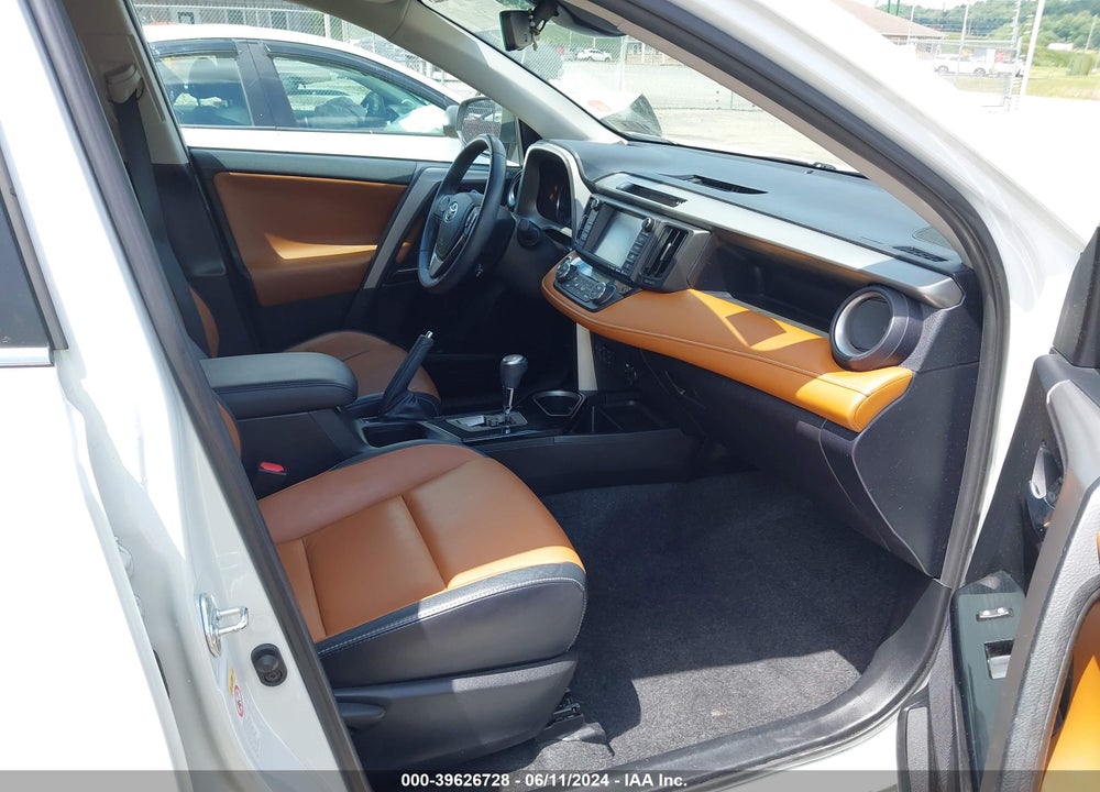 2017 TOYOTA RAV4 LIMITED VIN: 2T3DFREV2HW571361