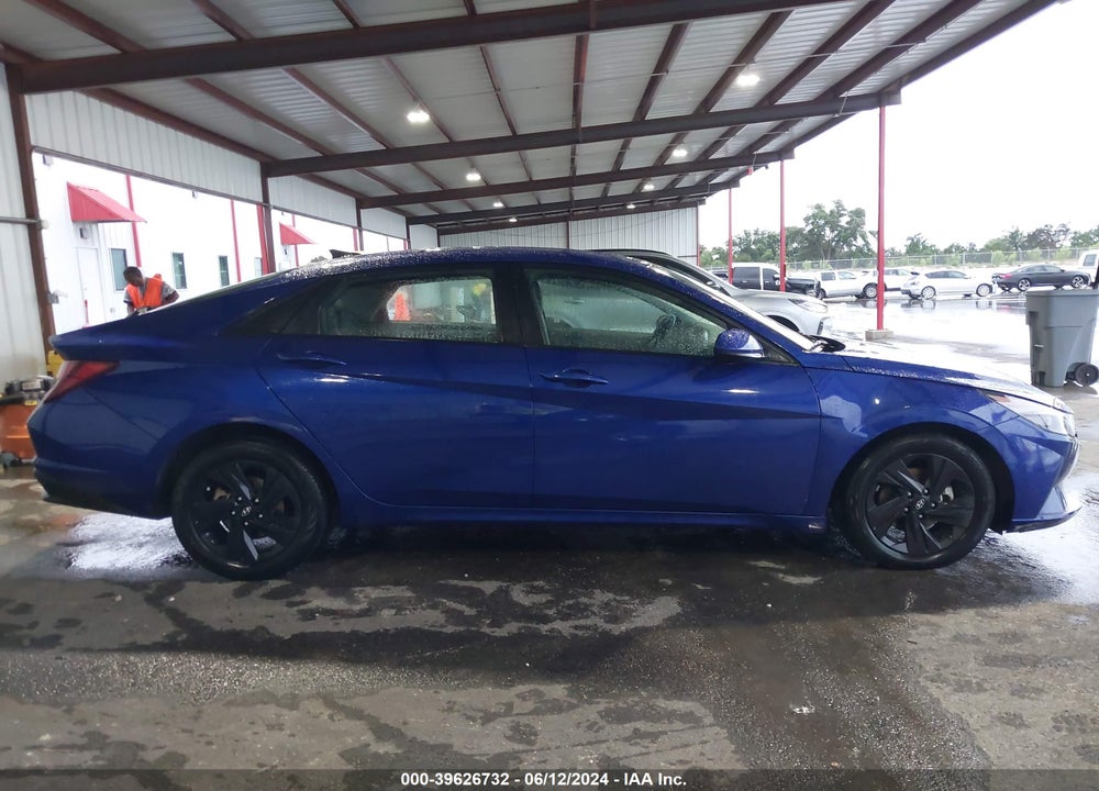 2021 HYUNDAI ELANTRA SEL VIN: 5NPLM4AG9MH025315
