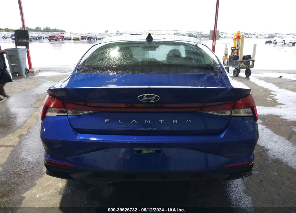 2021 HYUNDAI ELANTRA SEL VIN: 5NPLM4AG9MH025315