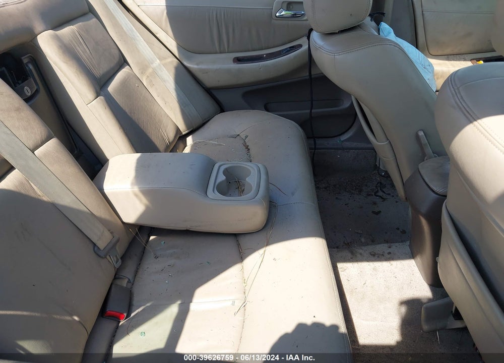 2000 HONDA ACCORD 2.3 EX VIN: JHMCG5664YC025820
