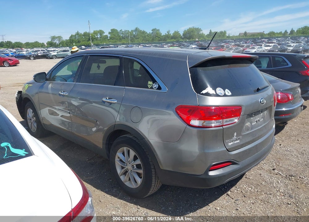 2017 KIA SORENTO 2.4L L VIN: 5XYPG4A34HG200640