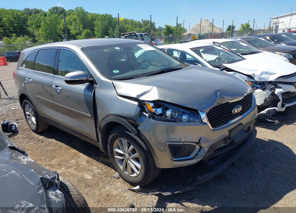 2017 KIA SORENTO 2.4L L VIN: 5XYPG4A34HG200640