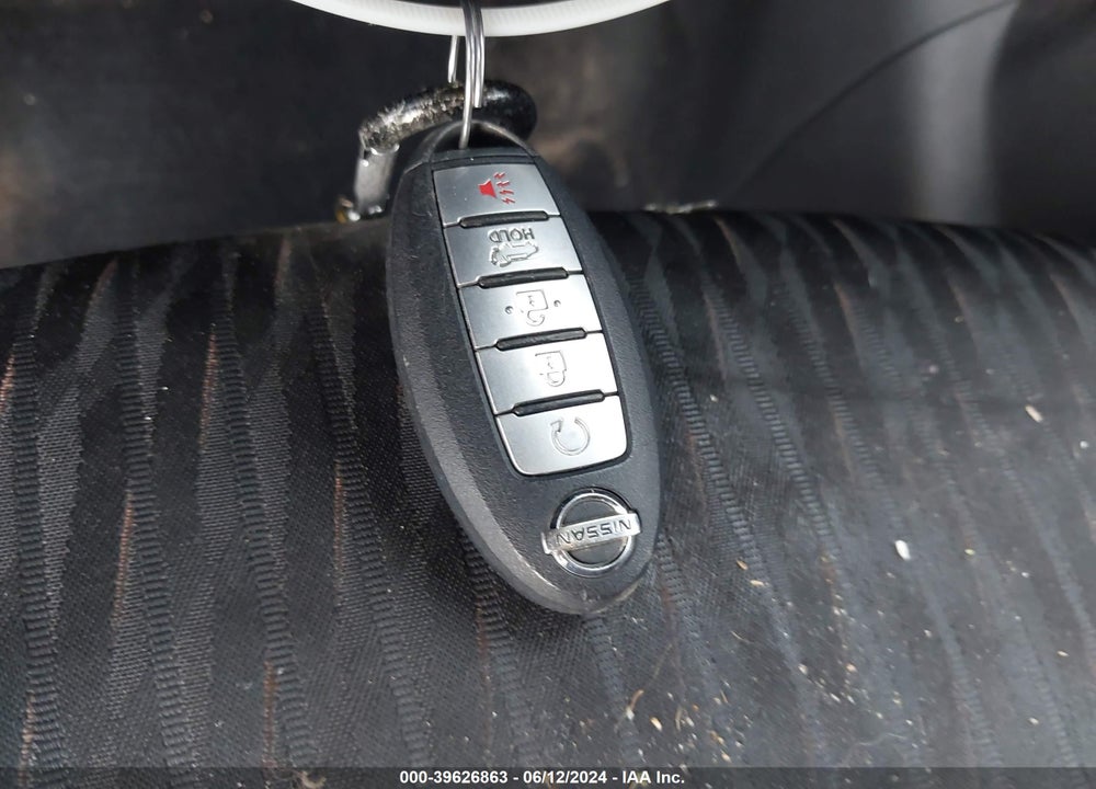 2018 NISSAN ROGUE SV VIN: 5N1AT2MT9JC801887