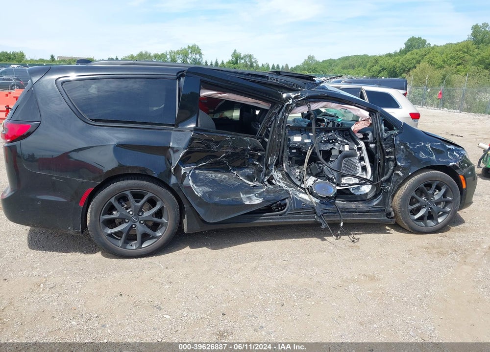 2023 CHRYSLER PACIFICA LIMITED VIN: 2C4RC1GG6PR561360