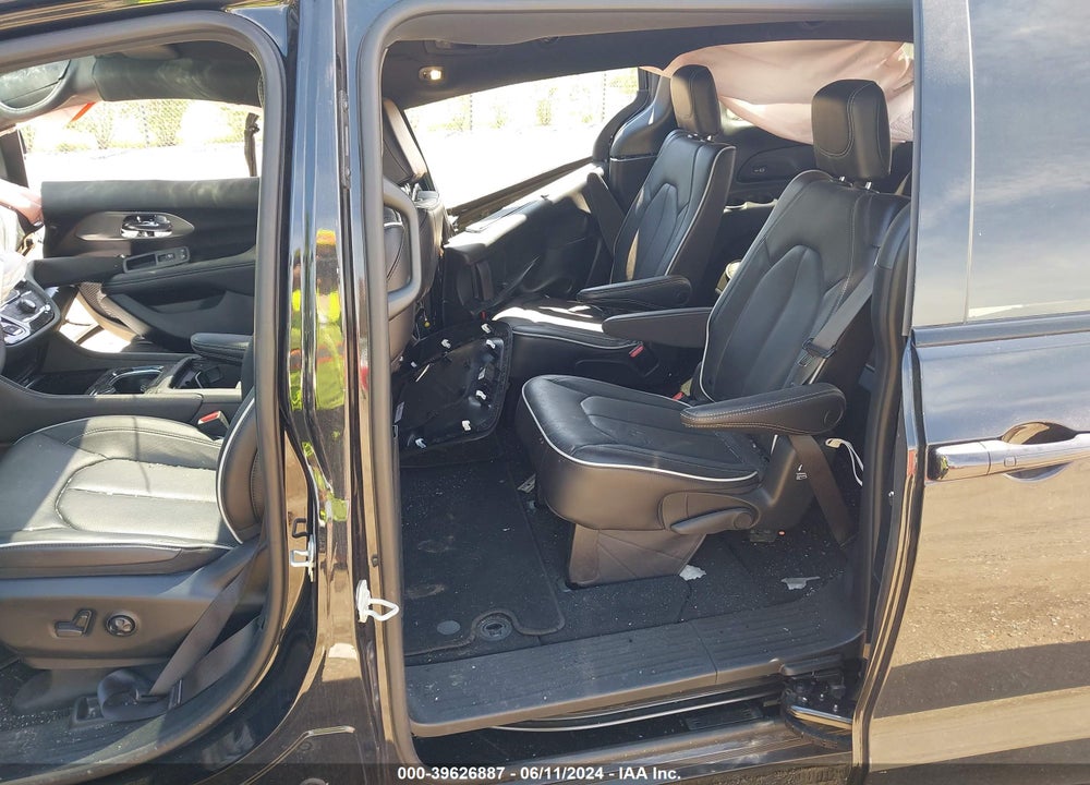 2023 CHRYSLER PACIFICA LIMITED VIN: 2C4RC1GG6PR561360