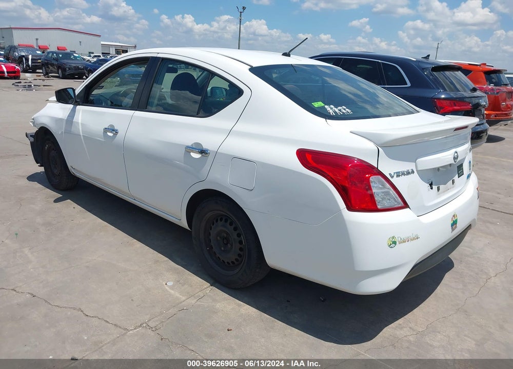2015 NISSAN VERSA 1.6 SV VIN: 3N1CN7AP7FL938479