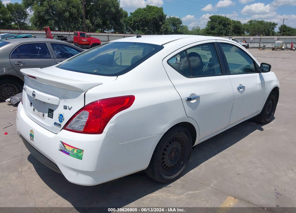 2015 NISSAN VERSA 1.6 SV VIN: 3N1CN7AP7FL938479